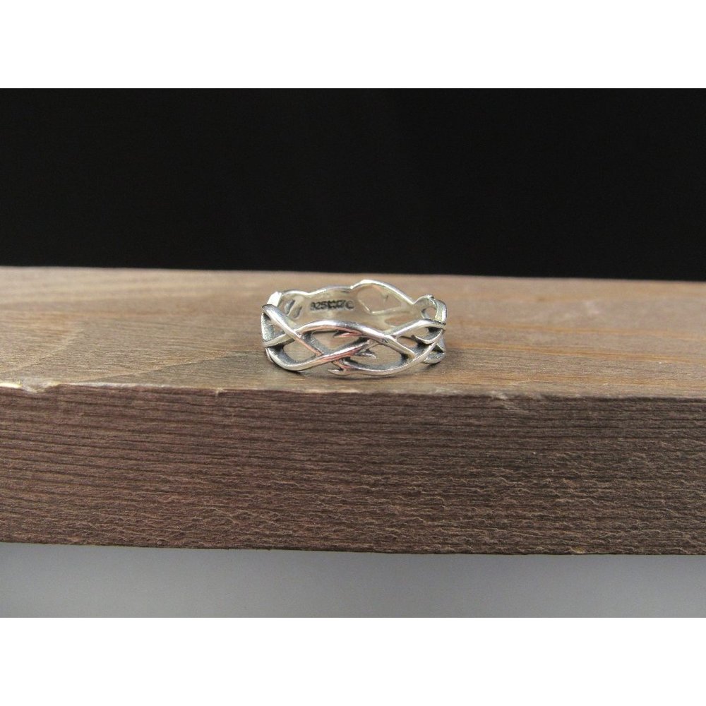 Size 5.25 Sterling Silver Vines With Thorns Band Ring